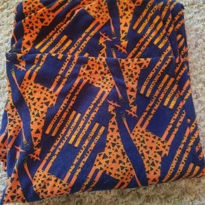 Tc lularoe giraffes